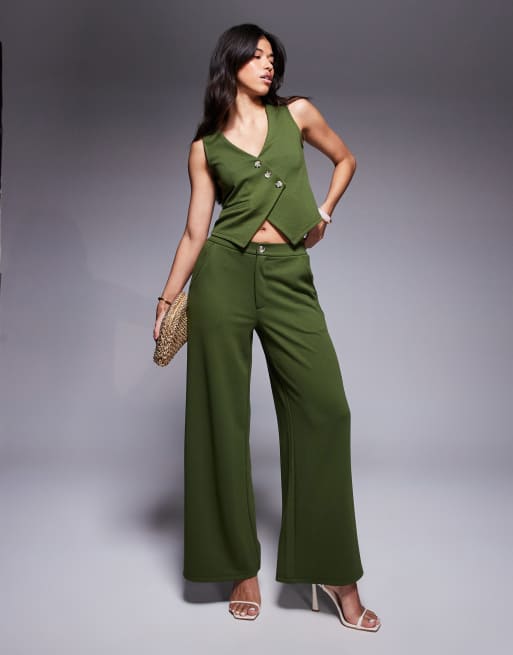 Pantalones verde oliva de pernera ancha de ASOS DESIGN (parte de un conjunto)