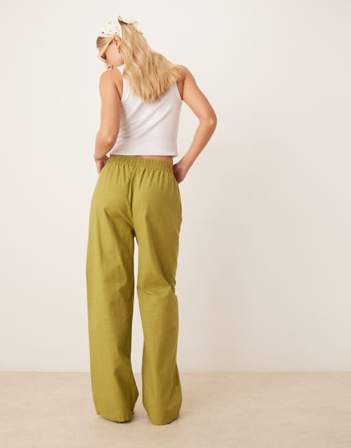 Pantalones verde oliva sin cierres de tejido efecto lino de ASOS DESIGN (parte de un conjunto), 5 de 5