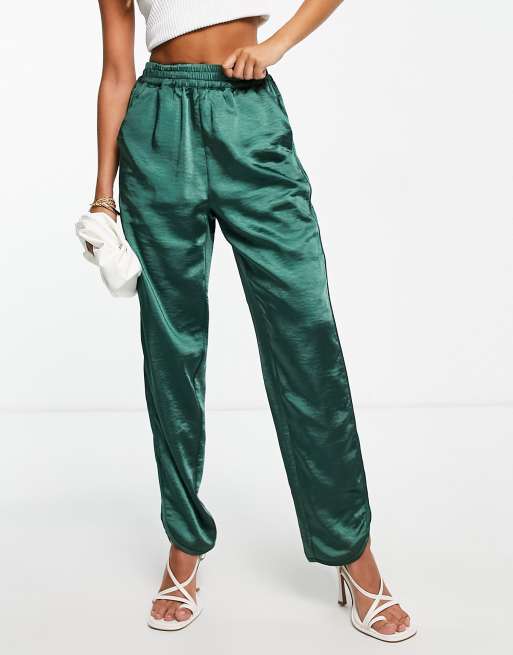 oscuro con detalle de ribetes de Y.A.S | ASOS