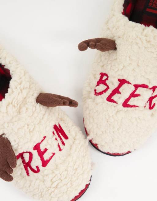Pantuflas beis con diseño navideño de reno de borreguito de Jack & Jones