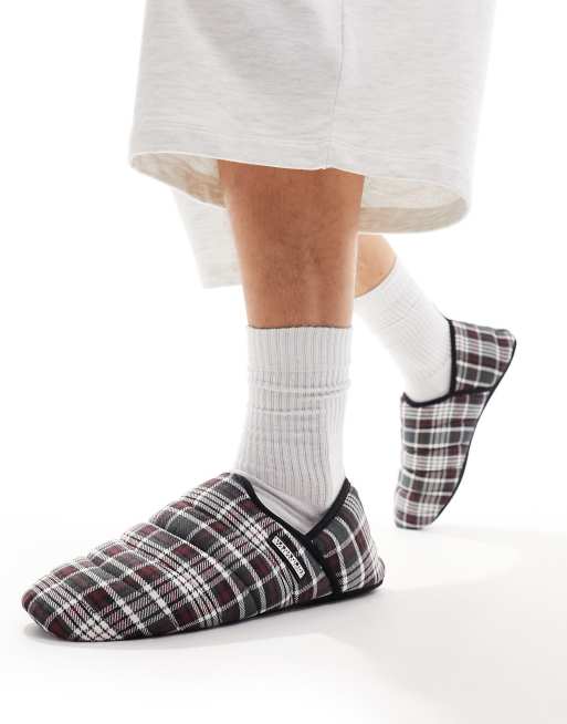 Pantuflas burdeos Herl de Napapijri
