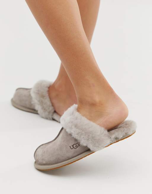 Pantuflas de ante Scuffette II Oyster de UGG