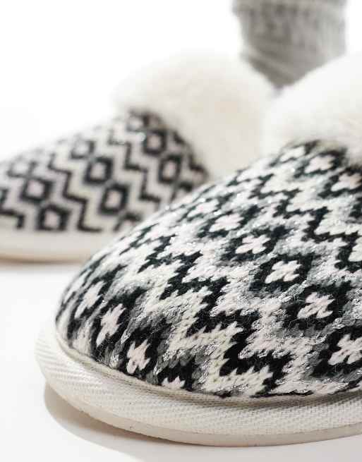 Pantuflas estilo mules con grecas alpinas Zaria de ASOS DESIGN, 3 de 4