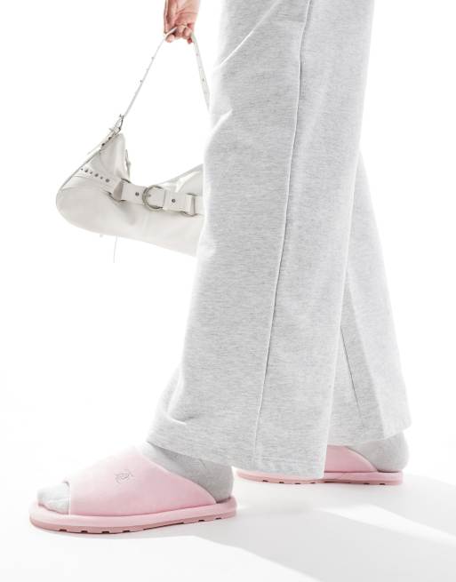 Pantuflas rosa pastel acolchadas de velour de Juicy Couture, 2 de 4
