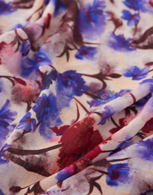 Pañuelo para la cabeza azul con estampado floral de tejido ligero de IYAL, 2 de 3