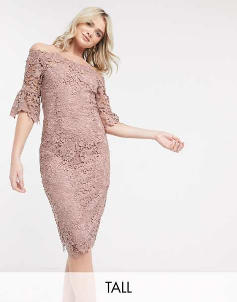 Paper Dolls Tall – Midi-Bleistiftkleid aus Häkelspitze in Rosa