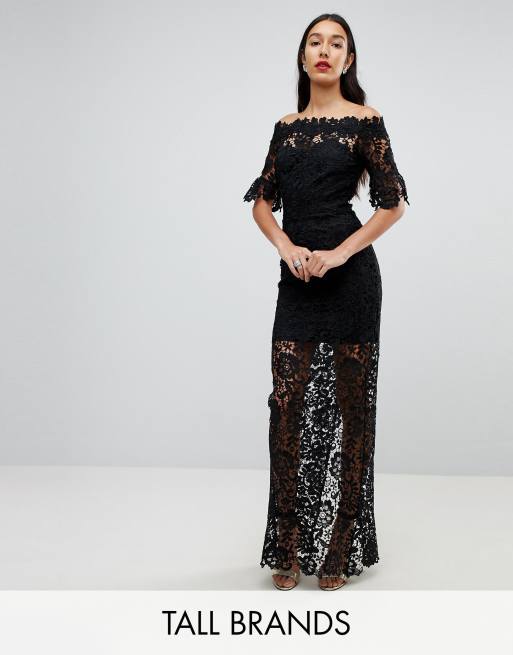 Paper Dolls Tall - Vestito all'uncinetto con spalle scoperte e maniche a volant