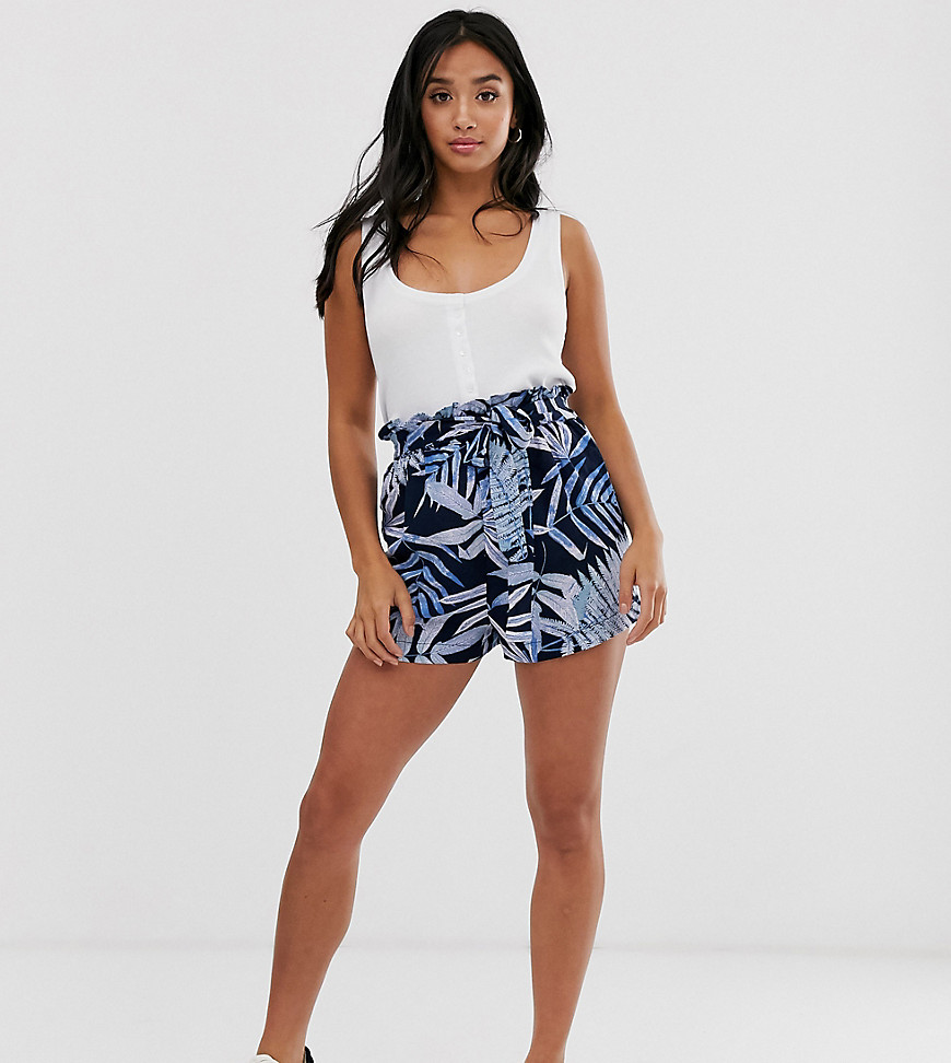 Paperbag-shorts med tropisk print fra Only Petite-Blå