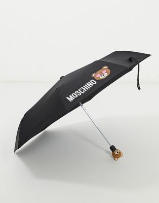 Paraguas negro de Moschino |