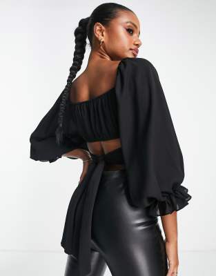 black balloon sleeve crop top