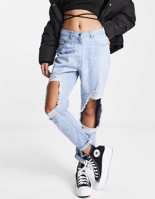 Light blue hot sale jeans with rips