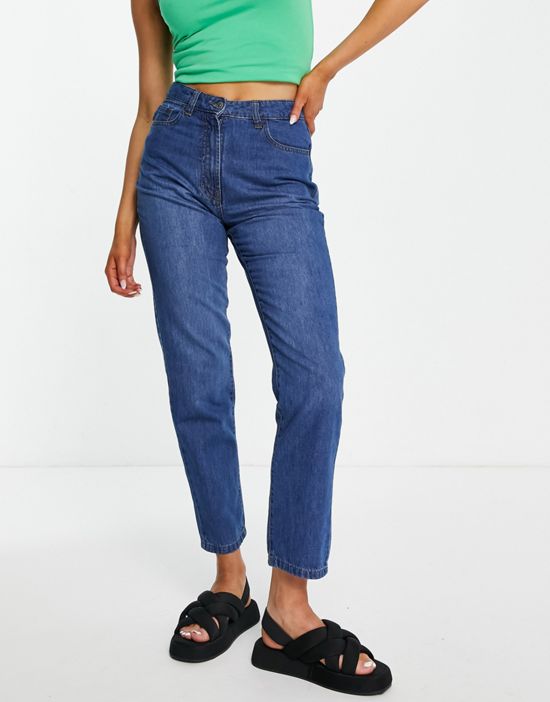 https://images.asos-media.com/products/parisian-high-waist-straight-leg-jeans-in-blue/200975009-1-midblue?$n_550w$&wid=550&fit=constrain
