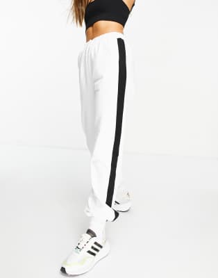 white side stripe joggers