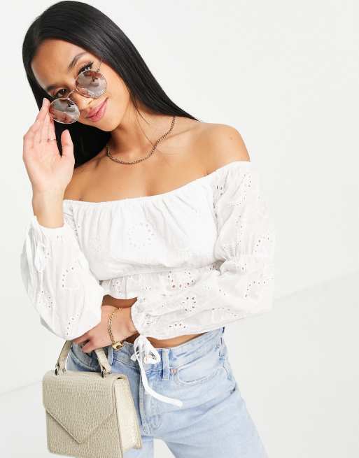 Parisian Petite - Crop top d'ensemble en broderie anglaise à épaules dénudées - Blanc, 3 de 4