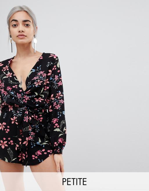 Parisian Petite - Kurzer Jumpsuit mit Wickeldesign, langen ...