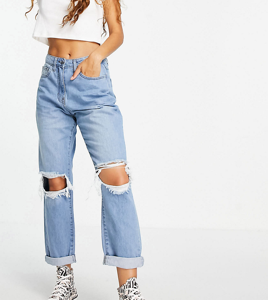 Parisian Petite ripped mom jeans in blue