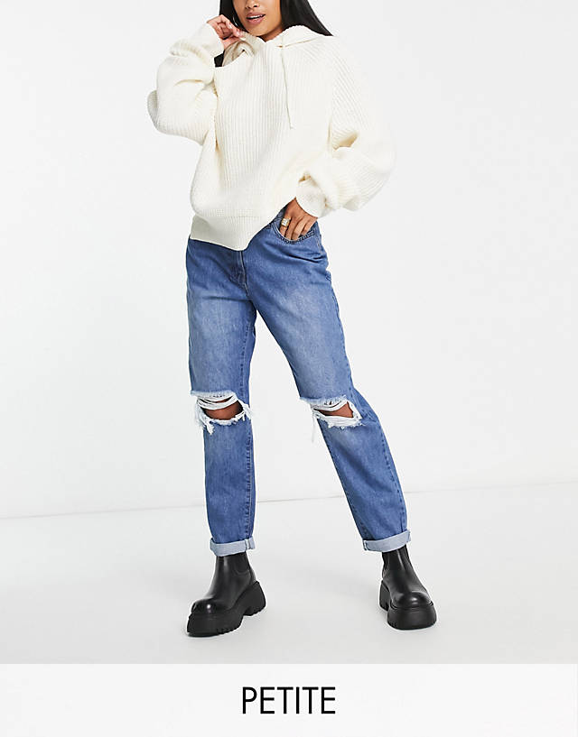 Parisian Petite - ripped mom jeans in mid blue