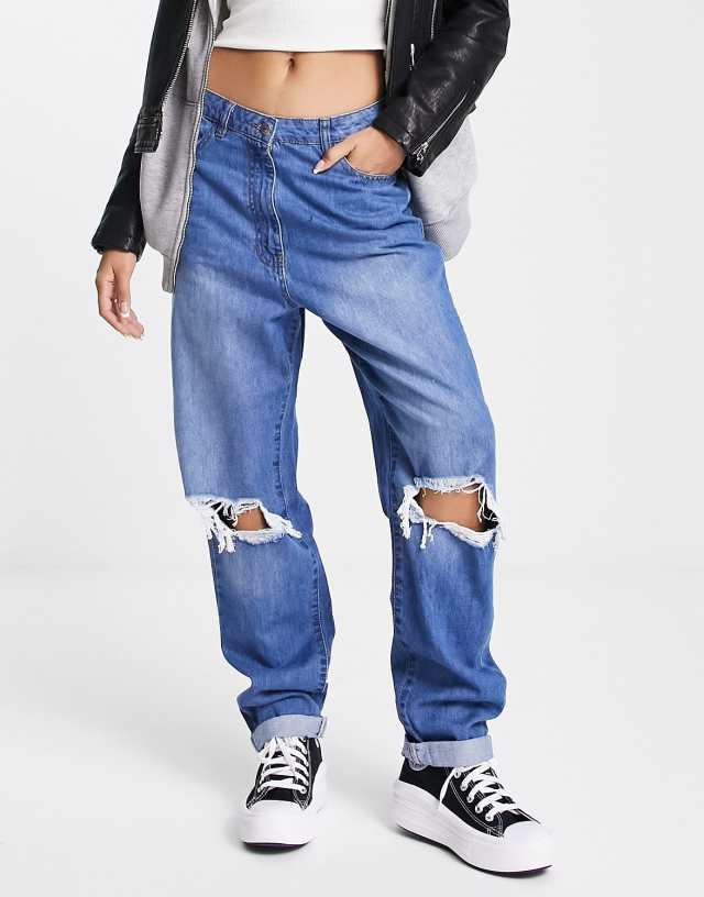 Parisian ripped mom jeans in mid blue