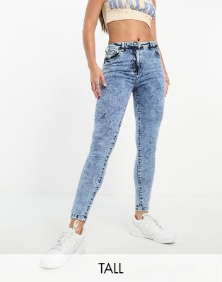 Parisian Tall - Jeans mit engem Schnitt und Acid-Waschung in Blau