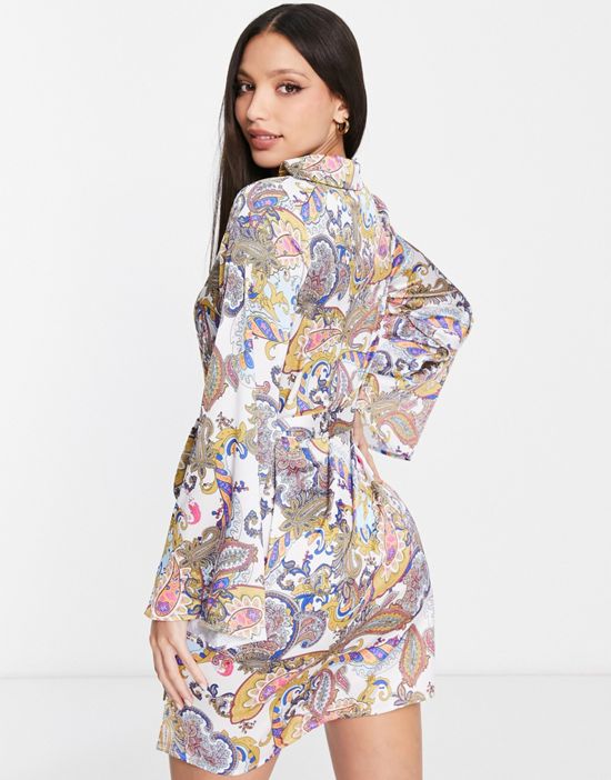 https://images.asos-media.com/products/parisian-tall-tie-waist-satin-shirt-dress-in-paisley/202330145-2?$n_550w$&wid=550&fit=constrain