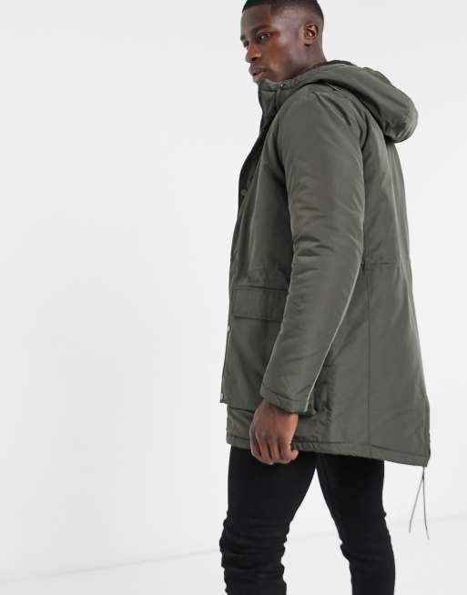 Parka acolchada de color caqui con capucha de borreguito de Selected Homme