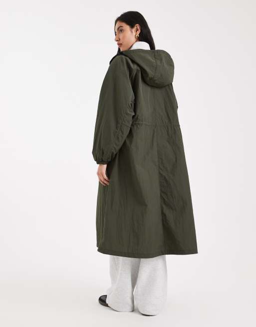 Parka caqui extragrande ligera de Levi's, 2 de 4