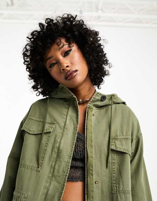 Parka caqui utilitaria con cuatro bolsillos de ASOS DESIGN, 2 de 4
