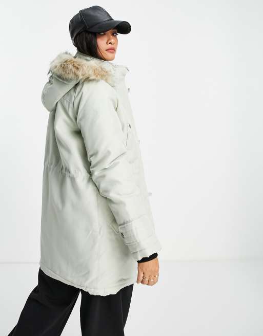Parka gris con capucha forrada de piel sintética de Vero Moda ASOS - Main Image