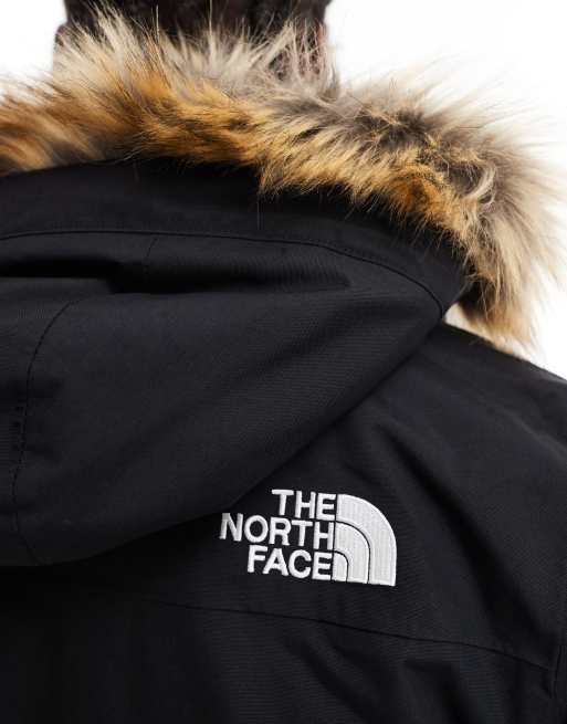 Parka negra con capucha de piel sintética Zaneck de The North Face, 3 de 4