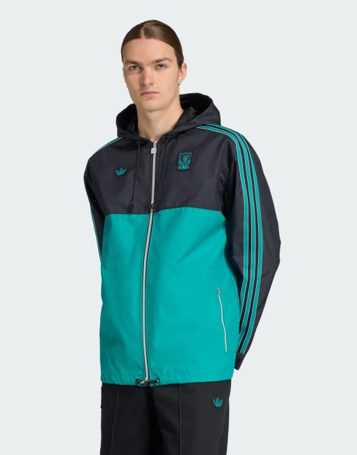 Parka negra y verde mar con diseño del Liverpool FC Terrace Icons de adidas Originals
