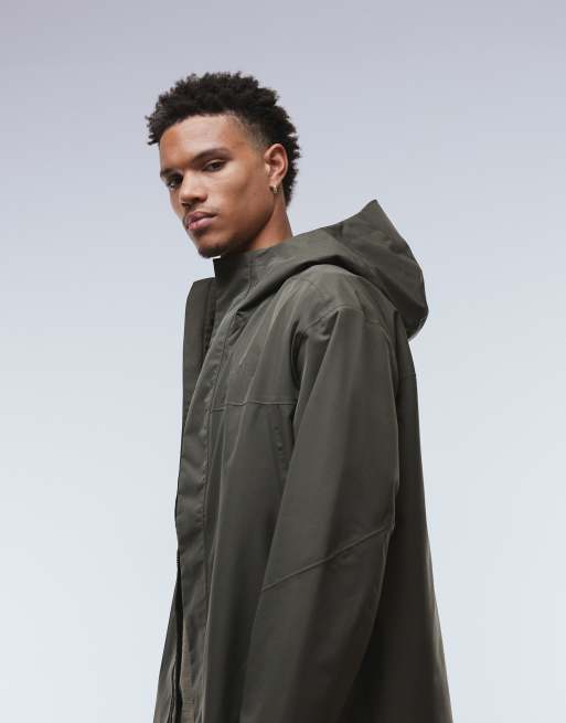 Parka verde oscuro ligera impermeable Nukabira Rain de The North Face, 4 de 5