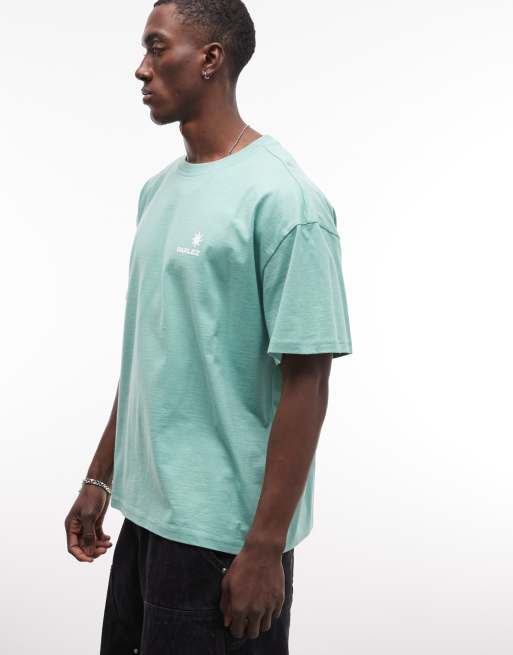 Parlez – Cape – Oversize-T-Shirt in Grün mit Strand-Print auf dem Rücken, 4 von 5