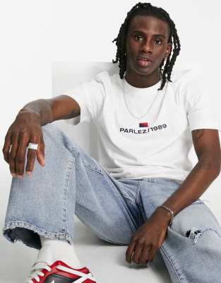 Parlez Parlez cardinal embroidered t-shirt in white