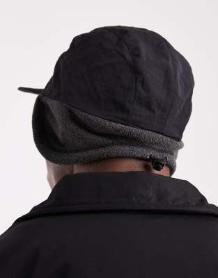 Parlez Reversible Dog Ear Fleece Lined Logo Cap In Black