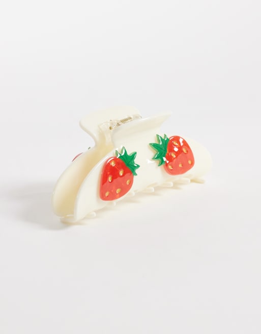 Pasador para el cabello color crema con diseño tridimensional de fresas de Accessorize