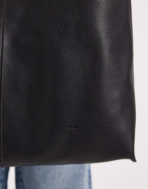 PASQ A-Line soft paneled shoulder bag in black, 4 of 4