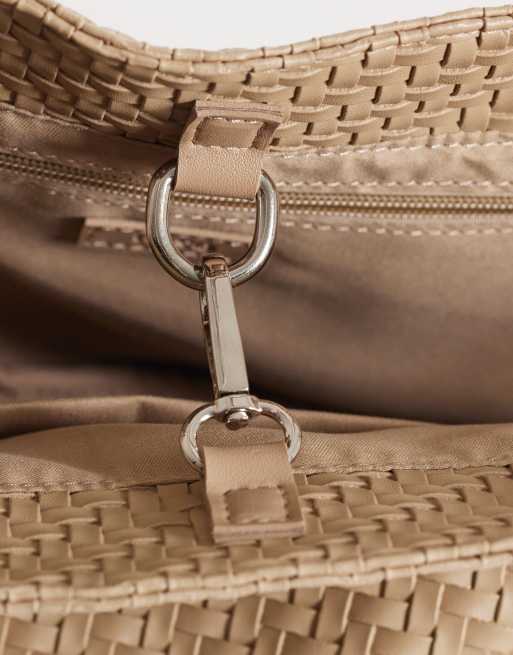 PASQ - Beige lille totebag i flet med kurvet form, 4 af 4