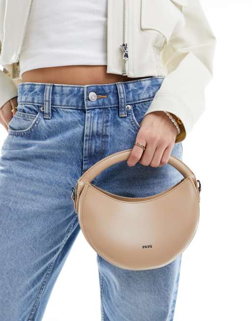 PASQ - Borsa a mezzaluna color sabbia con tracolla rimovibile
