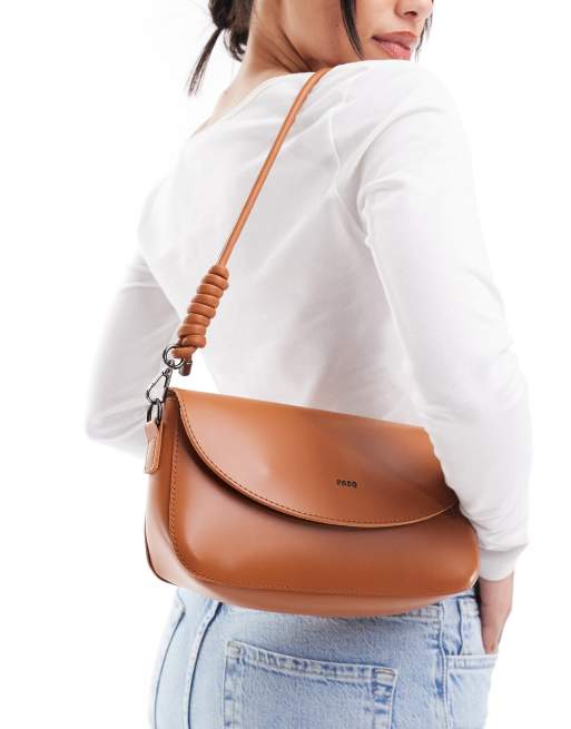 PASQ - Borsa da spalla color cuoio con patta e dettaglio in corda