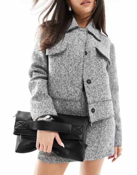 PASQ – Clutch-Tasche in Schwarz mit Umschlag und Tragegurt zum Umhängen - view 1