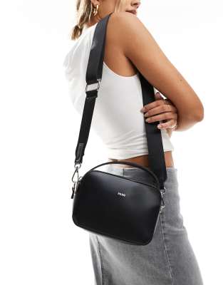 crossbody camera bag in black