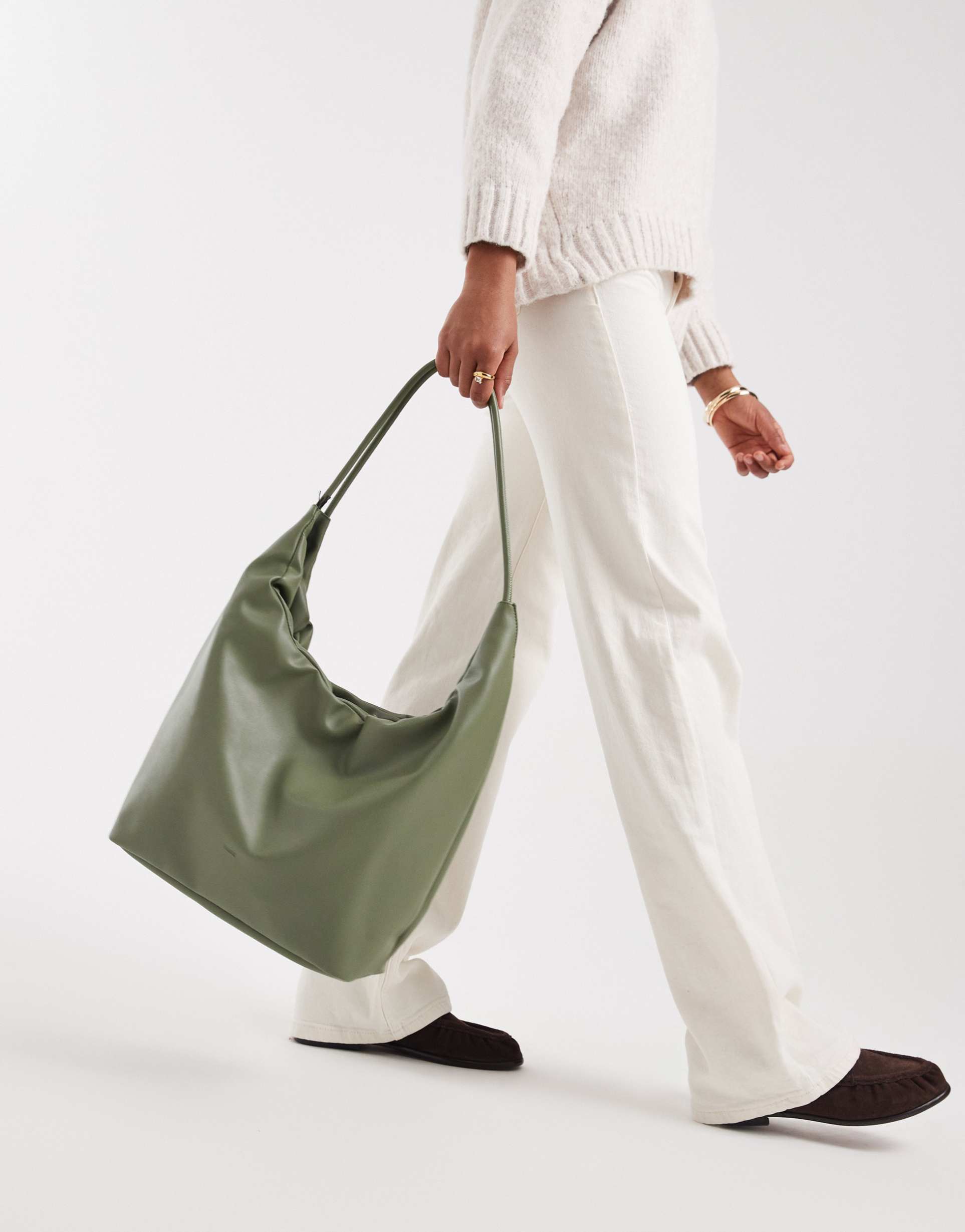 pasq drawstring slouch tote bag in green
