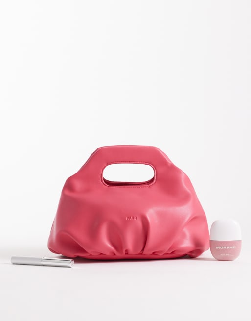 PASQ - Gerimpelde zachte handtas met crossbody band in felroze, 2 van 4