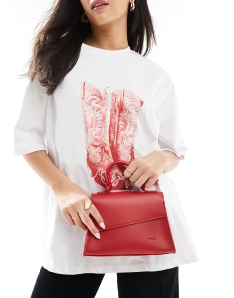 PASQ - Handtas met diagonale flap en crossbody band in rood - view 1