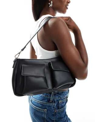 multi pocket shoulder bag in black