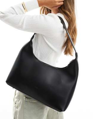 structured shoulder bag in black