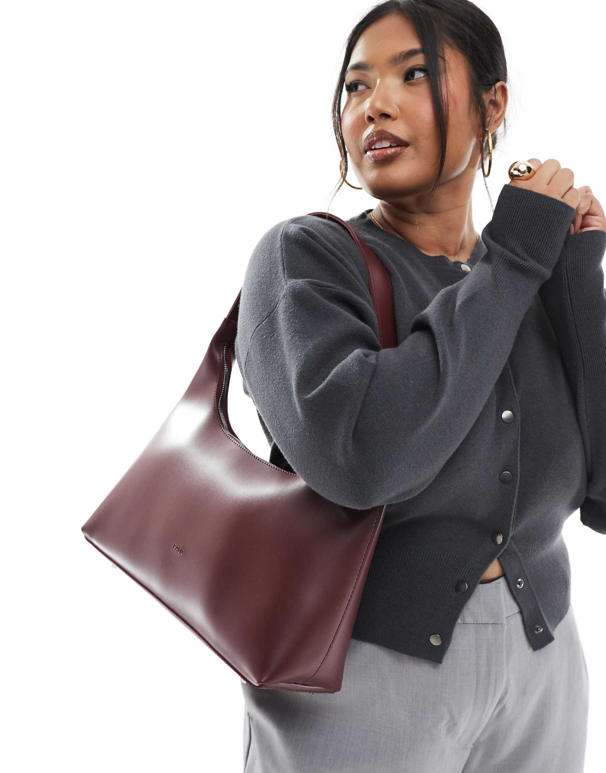 pasq structured shoulder bag in burgundy