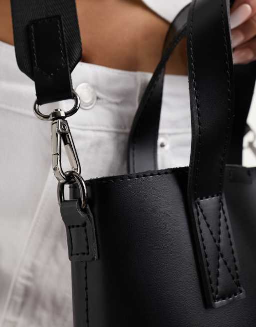 PASQ – Strukturierte Mini-Tote in Schwarz mit abnehmbarem Crossbody-Riemen, 3 von 4