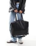 [PASQ] PASQ twin strap shoulder bag in black No Size Black