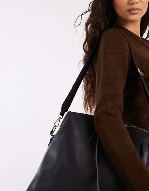 PASQ weekender carryall bag in black, 2 of 4